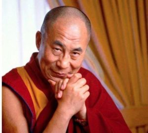 Dalai Lama: Precisamos de uma educação do coração